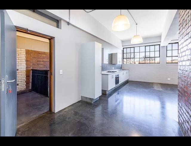 2 BEDROOM PROPERTY TO RENT IN BRAAMFONTEIN